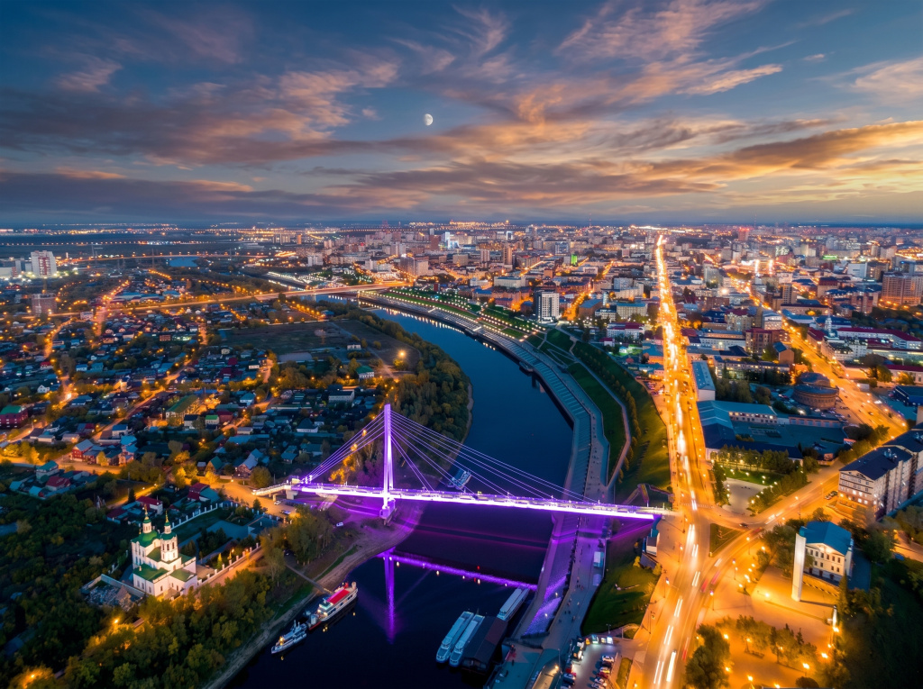 Набережная и мост